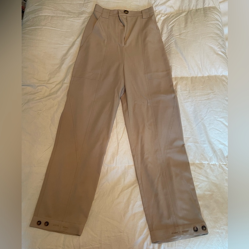C/meo collective advice pants in bone. Brand new with tags. Size XS.